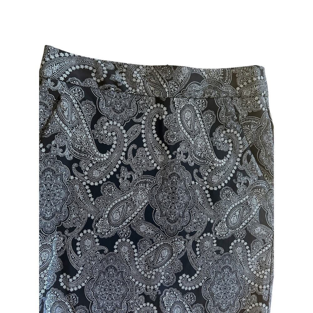 The Limited Stretch Mini Skirt Black and‎ White Pattern Womens Sz 4P - Picture 5 of 11